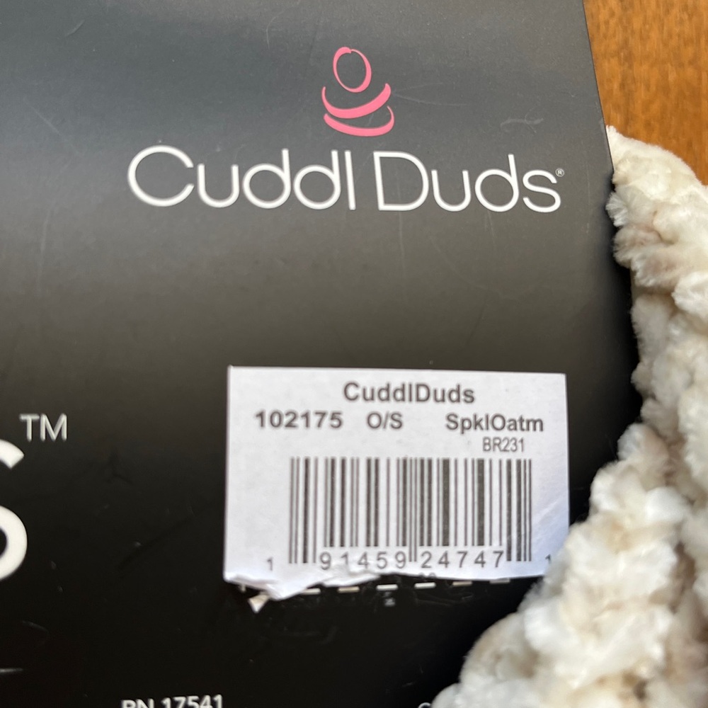 Cuddl Duds Cream/Tan Infinity Scarf - Picture 3 of 3